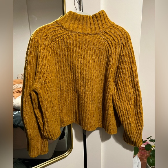 Urban Outfitters Silence and Noise Chunky Mockneck Cropped Sweater - Picture 2 of 3